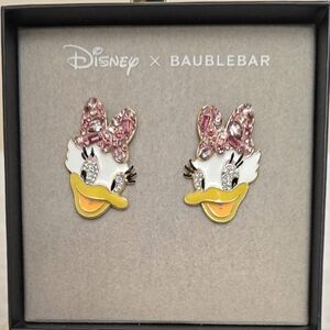 Disney x BaubleBar Daisy Duck Crystal Bow Stud Earrings Pink Gold Tone NWT Box